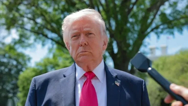 ترامب-يصرح-بإمكانية-استئناف-المفاوضات-مع-طهران-في-الأيام-المقبلة