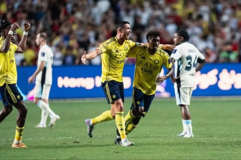 عاجل.-خبير-تحكيمي-يحسم-جدل-صحة-هدف-النصر-الملغي-أمام-الأهلي-القطري