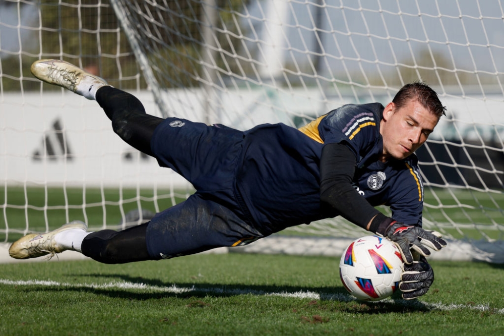 لونين-يثير-الجدل-حول-مستقبله-مع-ريال-مدريد-ويوفنتوس-يترقب