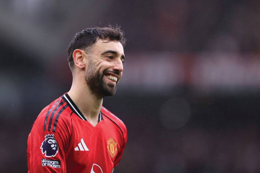 عاجل.-برونو-فيرنانديز-يكشف-لأول-مرة-دور-زوجته-في-عرض-الهلال-لضمه