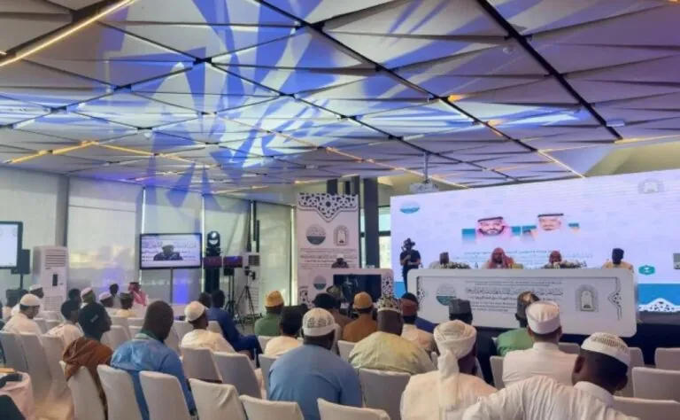 داكار.-62-متسابقًا-في-اليوم-الأول-لمسابقة-خادم-الحرمين-للقرآن-والسنة