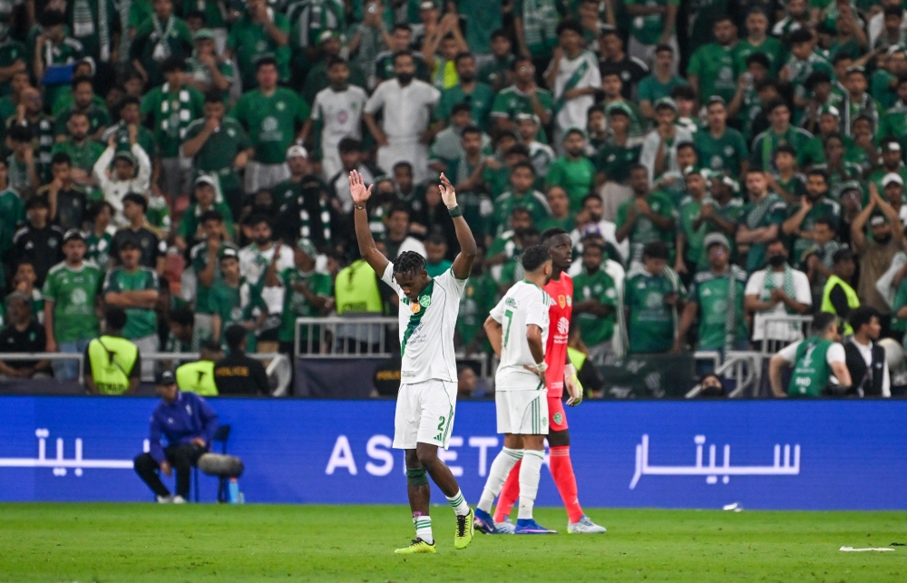 عاجل.-زكريا-هوساوي-يعتذر-لجماهير-الأهلي-في-بيان-رسمي