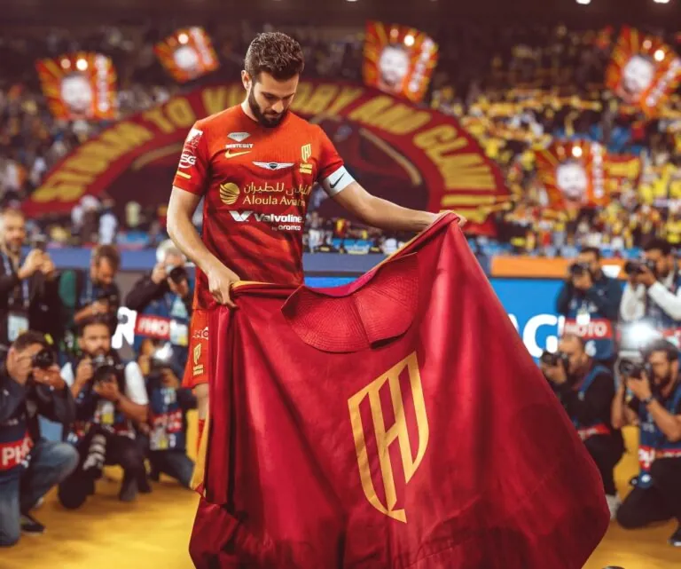 القادسية-يحصّن-دفاعه.-ناتشو-يمدد-عقده-حتى-2027