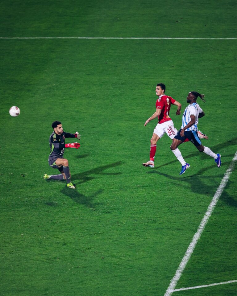 ماييلي-يتألق-ويقود-بيراميدز-لاكتساح-الأهلي-بثلاثية-نظيفة-في-قمة-الدوري