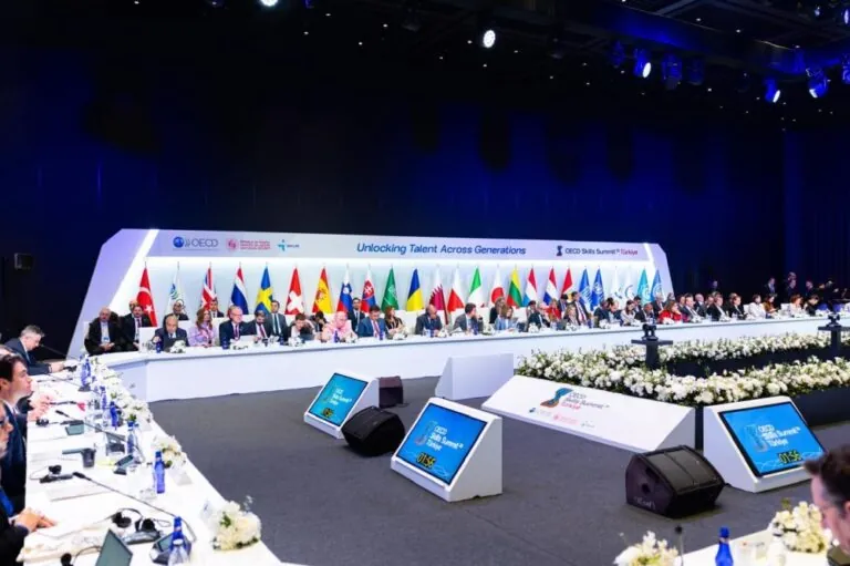 آل-فريان:-تنمية-المهارات-ركيزة-أساسية-لبناء-القدرات-البشرية-في-المملكة