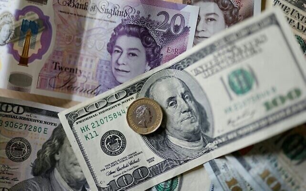 الإسترليني-يرتفع-مقابل-الدولار-واليورو.-وانخفاض-البورصة-البريطانية
