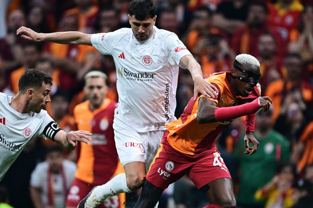 غلطة-سراي-يحسم-لقب-الدوري-التركي-للموسم-الرابع-تواليا