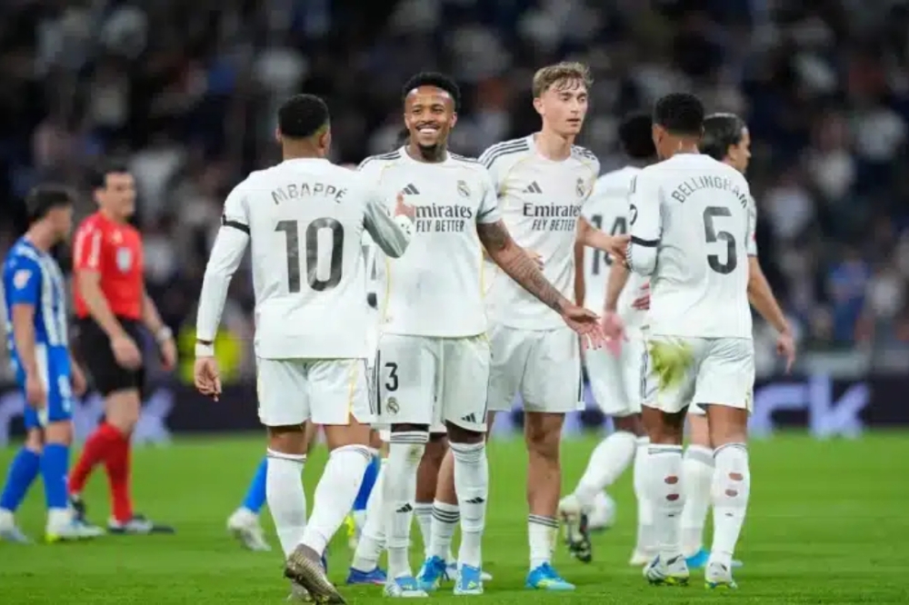 مدافع-ريال-مدريد-يخضع-لعملية-جراحية-ويغيب-4-أشهر