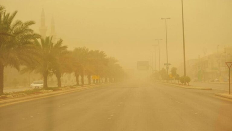 طقس-الجمعة.-رياح-وأتربة-وسحب-رعدية-ممطرة-على-هذه-المناطق
