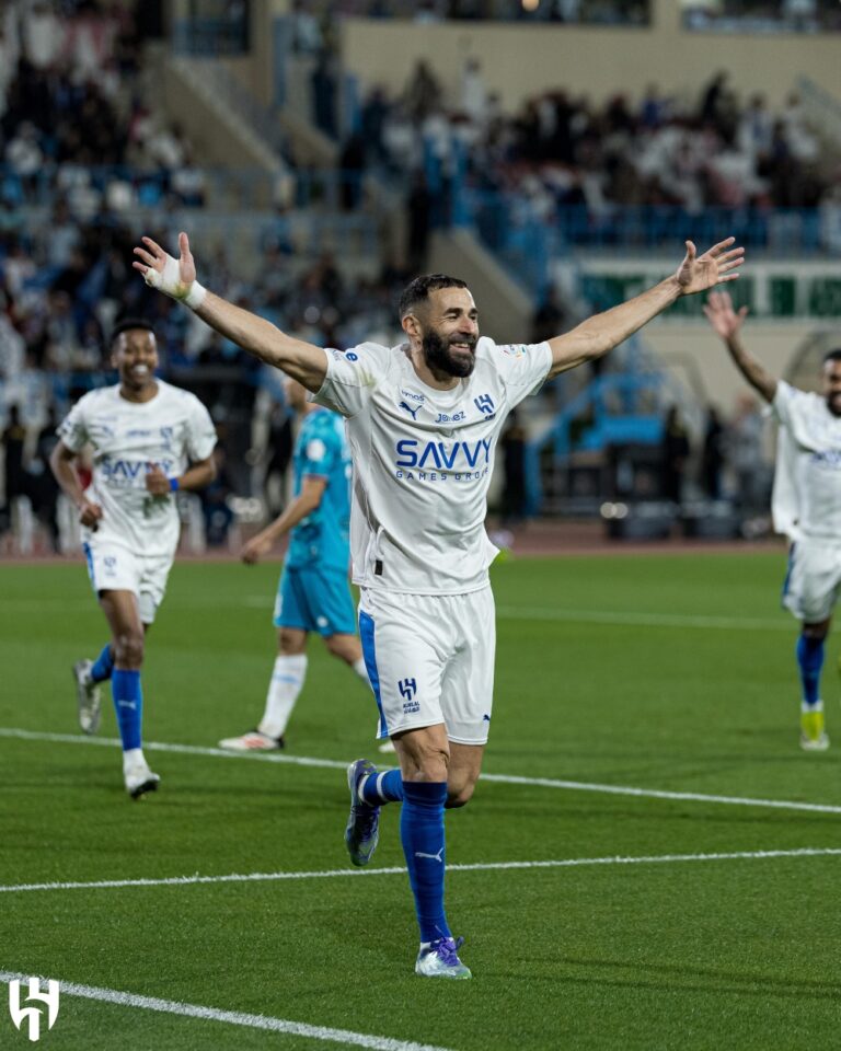 عاجل.-الهلال-يستعيد-ثنائي-أجنبي-قبل-لقاء-نيوم
